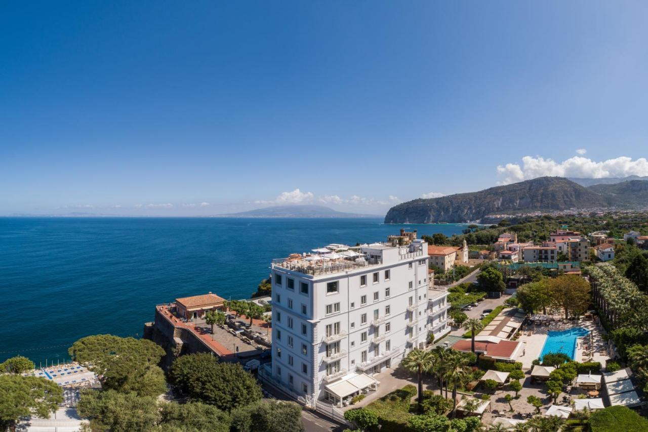 Hotel Mediterraneo Сант'Агнело Екстериор снимка